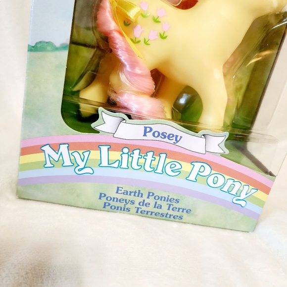 My Little Pony POSEY Figure Classic Earth Ponies & Accessory New - Picture 12 of 12